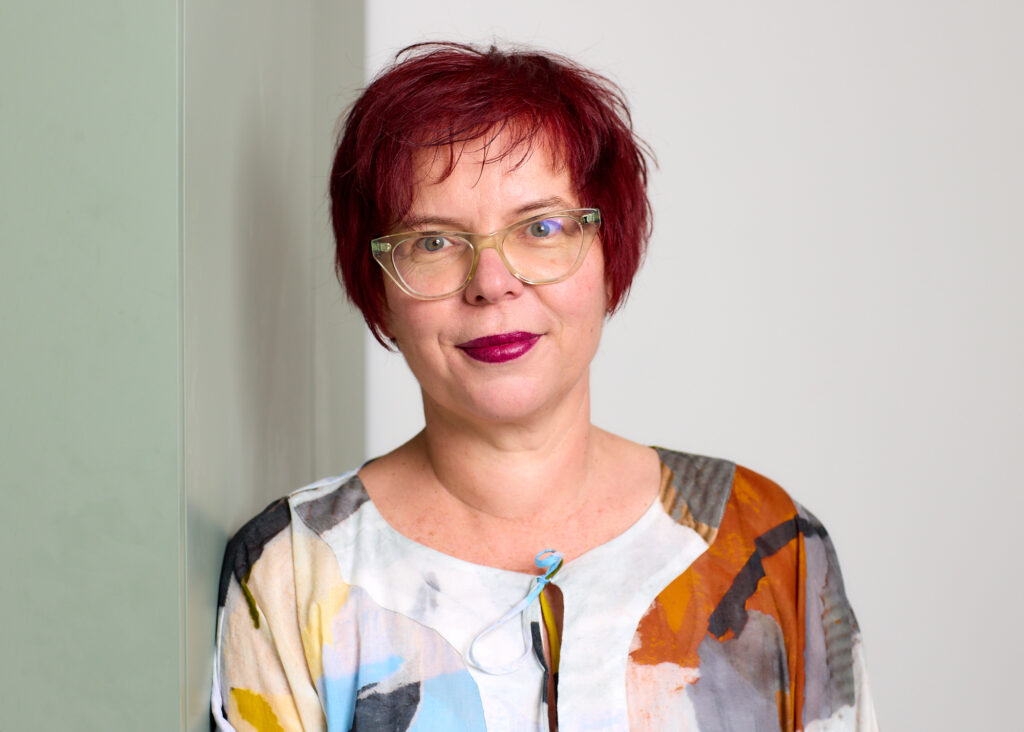 Patricia van den Akker portrait colour